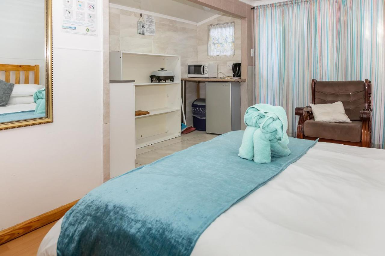 De Helling Self Catering Bed and Breakfast Brackenfell Εξωτερικό φωτογραφία